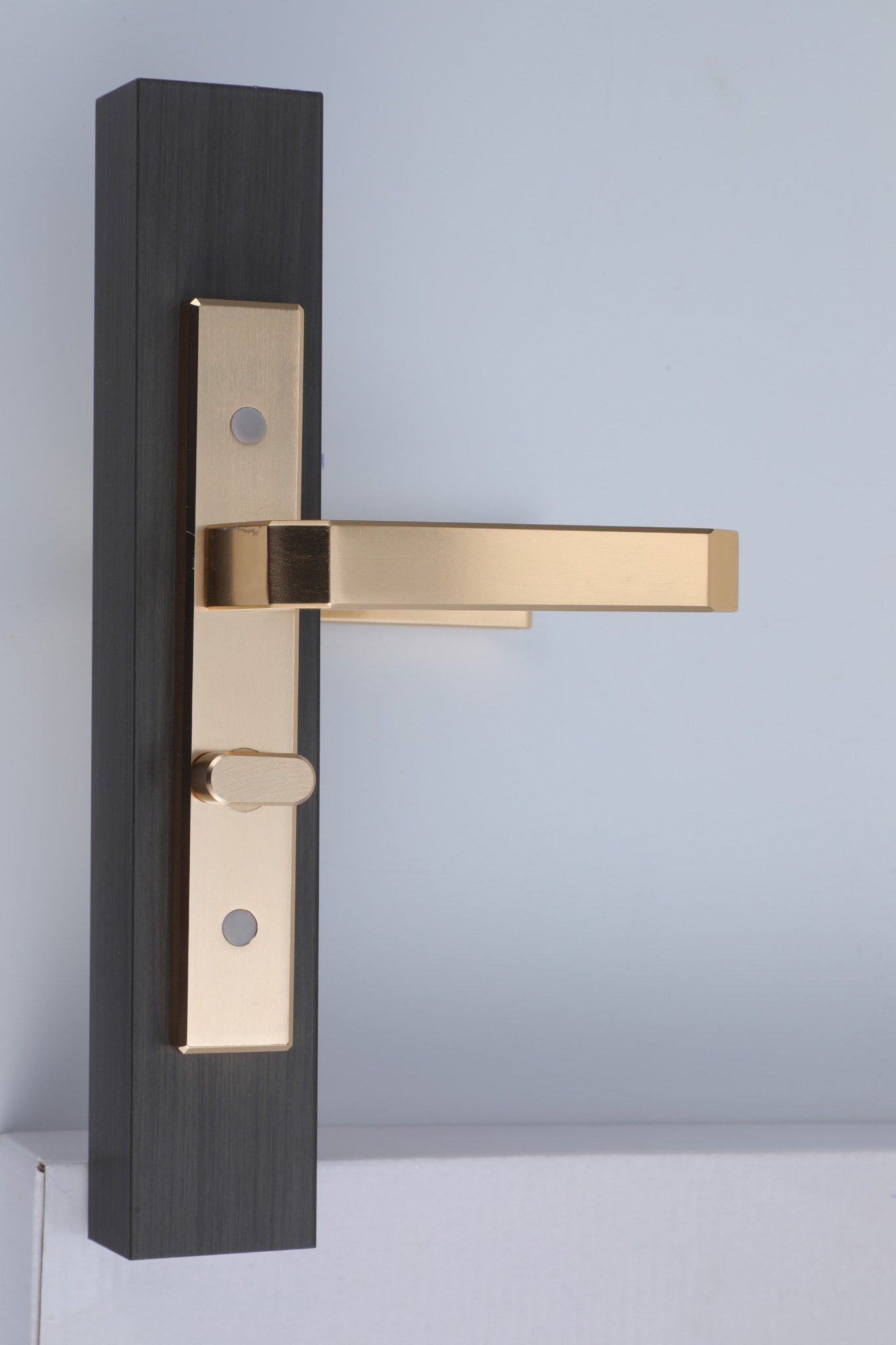 601 Medium-Narrow Swing Door Lock - Image 2