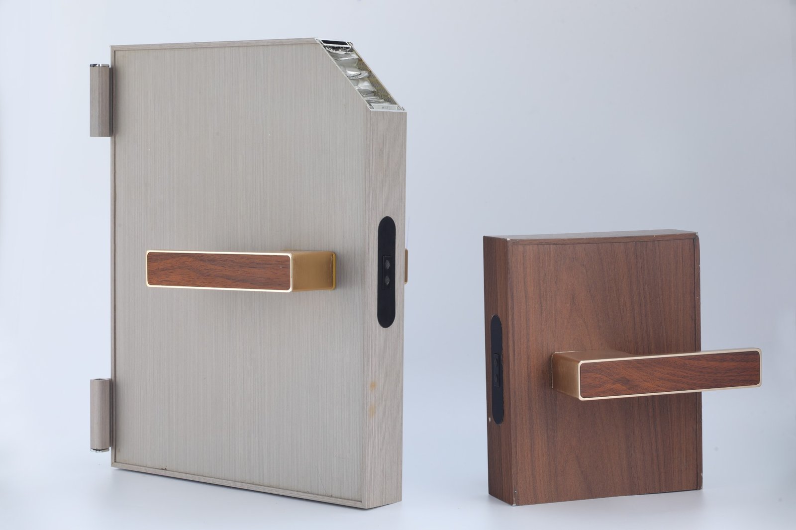 A01 Aluminium and Wood Door Lock